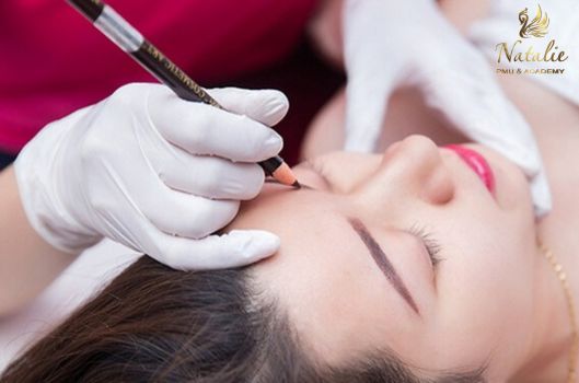 nen-hoc-nail-hay-phun-xam (3)